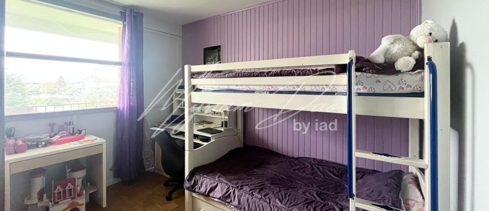 Apartment 5 rooms of 84 m² in Domont (95330)