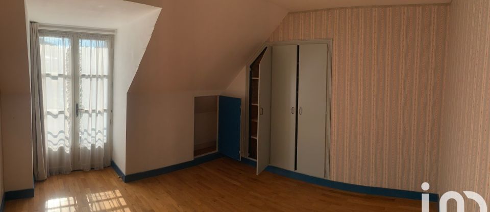 House 11 rooms of 238 m² in Vernou-sur-Brenne (37210)