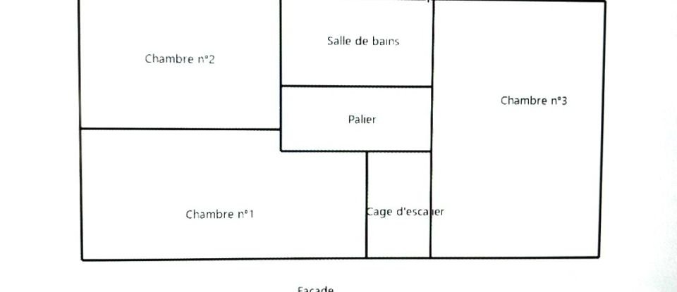 Maison traditionnelle 4 pièces de 85 m² à Ploubazlanec (22620)