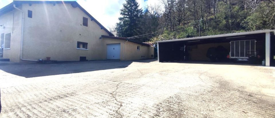 House 5 rooms of 127 m² in La Grand-Croix (42320)