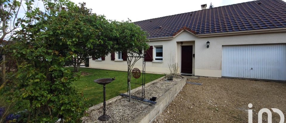 Traditional house 6 rooms of 101 m² in Vieux-Champagne (77370)