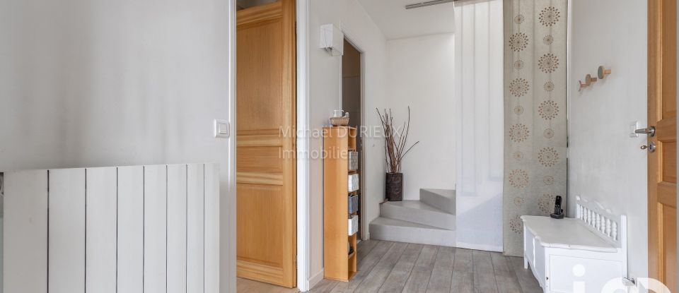 Duplex 5 rooms of 90 m² in Les Lilas (93260)