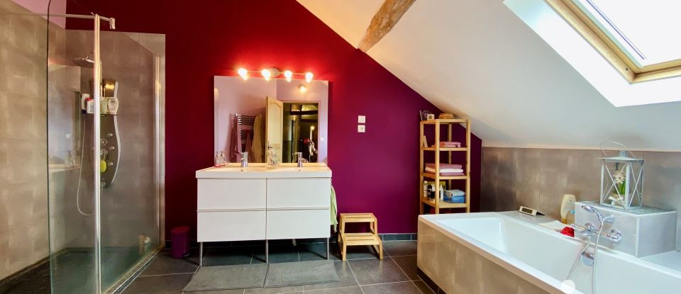 Longere 11 rooms of 398 m² in Cormery (37320)