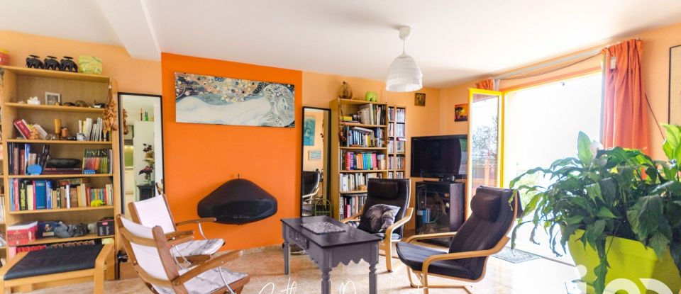 Maison traditionnelle 6 pièces de 126 m² à Vaux-sur-Seine (78740)