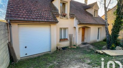 Traditional house 7 rooms of 131 m² in Chevreuse (78460)