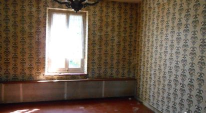 House 2 rooms of 62 m² in Moulins-sur-Céphons (36110)