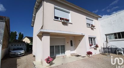 House 6 rooms of 100 m² in Lezay (79120)