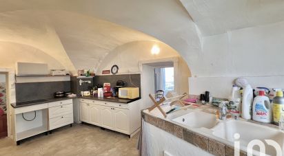 Appartement 4 pièces de 95 m² à Saint-Dionisy (30980)