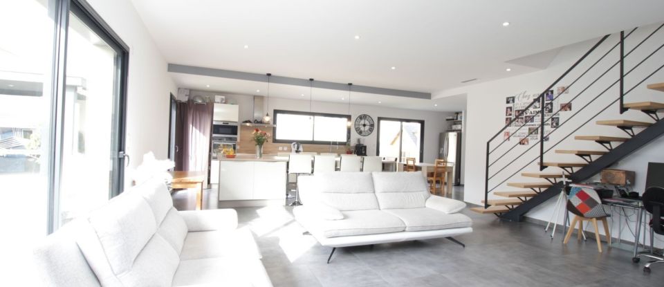 Maison 6 pièces de 172 m² à Latour-Bas-Elne (66200)