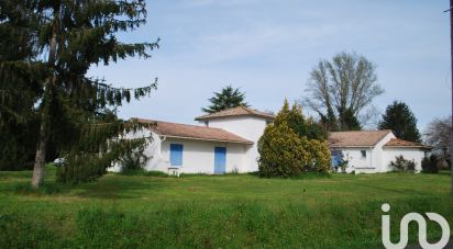 Traditional house 12 rooms of 269 m² in Pineuilh (33220)