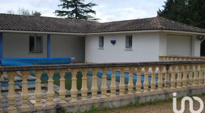 Maison traditionnelle 12 pièces de 269 m² à Pineuilh (33220)