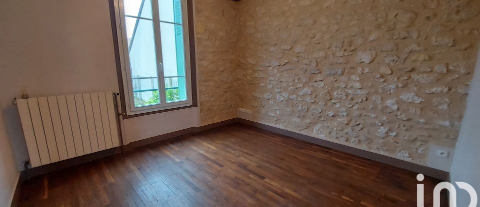 House 2 rooms of 35 m² in Saint-Mammès (77670)