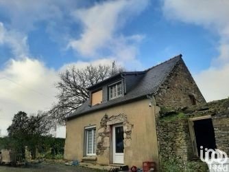 House 3 rooms of 46 m² in Maël-Carhaix (22340)