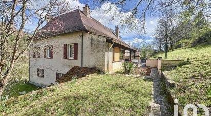 House 10 rooms of 238 m² in Cahors (46000)
