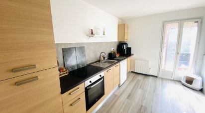 Appartement 4 pièces de 83 m² à Perros-Guirec (22700)