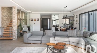 Maison 5 pièces de 164 m² à Quaix-en-Chartreuse (38950)