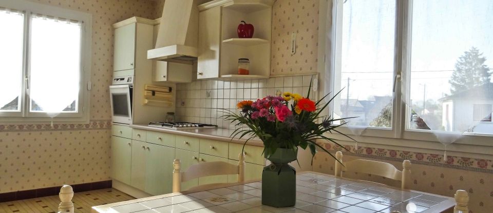 House 5 rooms of 126 m² in Brioux-sur-Boutonne (79170)