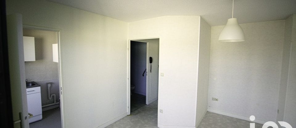 Studio 1 room of 24 m² in Chamalières (63400)