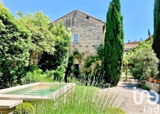 Mansion 14 rooms of 410 m² in Villeneuve-lès-Avignon (30400)