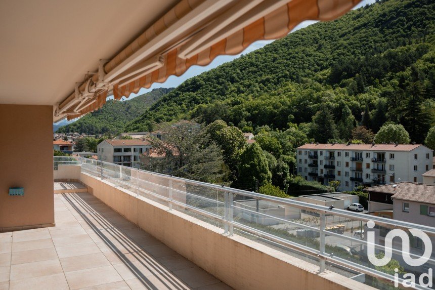 Duplex 6 pièces de 202 m² à Digne-les-Bains (04000)