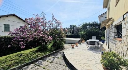 House 6 rooms of 142 m² in Antibes (06600)