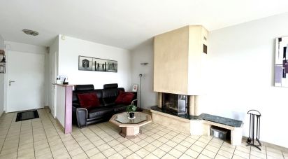 House 5 rooms of 106 m² in Élancourt (78990)