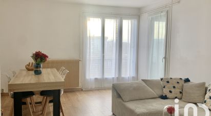 Appartement 3 pièces de 57 m² à Saint-Jean-de-la-Ruelle (45140)