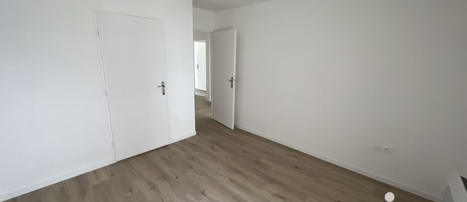 Appartement 4 pièces de 77 m² à Champs-sur-Marne (77420)