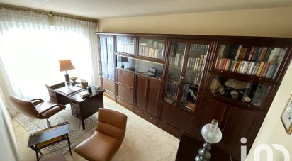 Apartment 7 rooms of 115 m² in Chilly-Mazarin (91380)