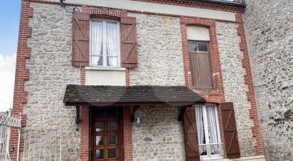 Maison traditionnelle 7 pièces de 110 m² à Beaumont-du-Gâtinais (77890)