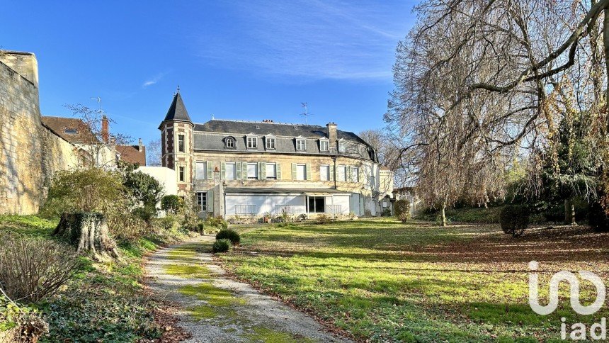 Maison 8 pièces de 485 m² à Compiègne (60200)