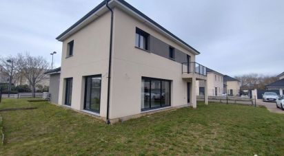 House 7 rooms of 143 m² in Val-de-Reuil (27100)