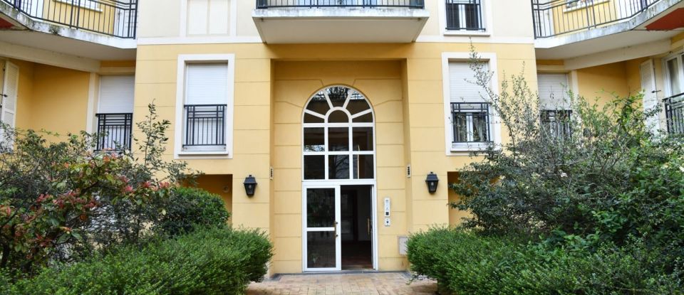 Appartement 4 pièces de 80 m² à Villeneuve-la-Garenne (92390)