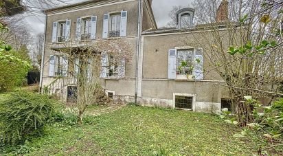 House 11 rooms of 210 m² in Ondreville-sur-Essonne (45390)