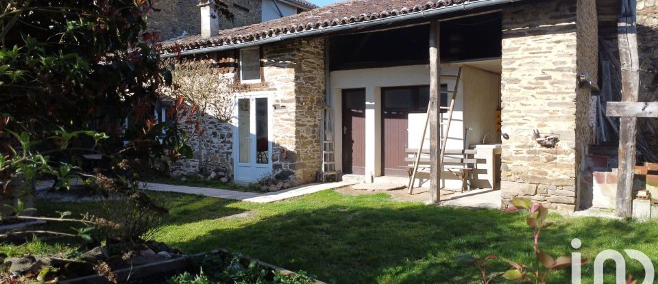 Maison 5 pièces de 128 m² à Oradour-sur-Vayres (87150)