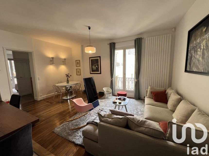 Triplex 5 rooms of 116 m² in Paris (75017)