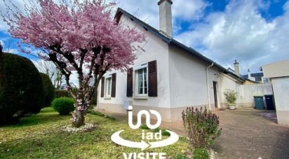House 4 rooms of 90 m² in Chartres-de-Bretagne (35131)