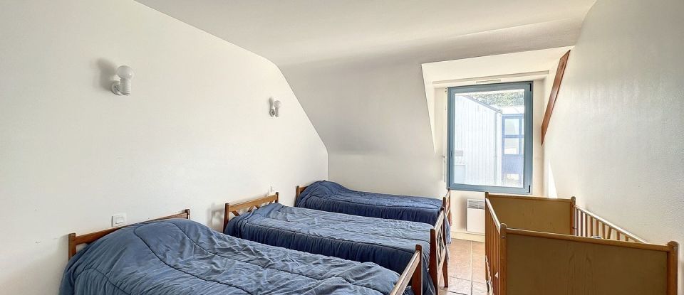 House 6 rooms of 165 m² in Saint-Cast-le-Guildo (22380)