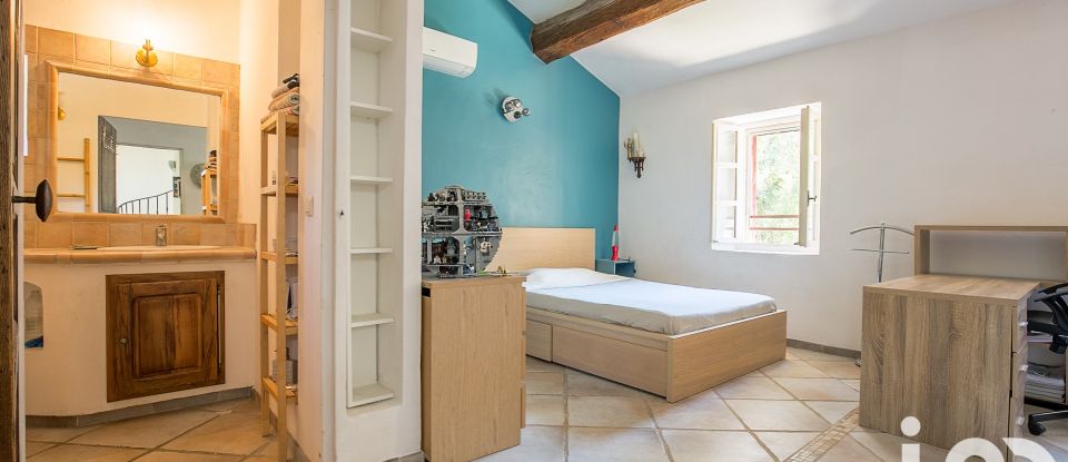 Bastide 6 rooms of 282 m² in Rognes (13840)