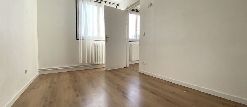 Appartement 2 pièces de 38 m² à Choisy-le-Roi (94600)