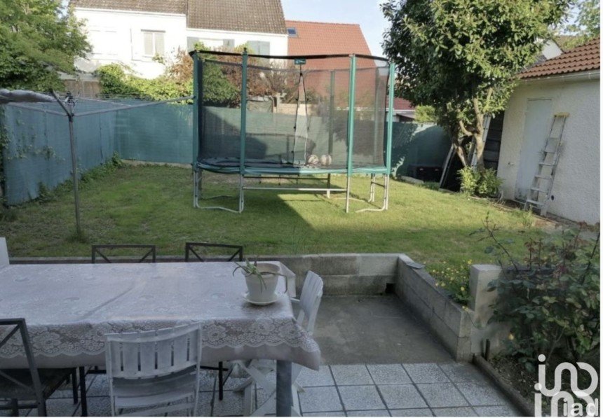 House 5 rooms of 99 m² in Savigny-le-Temple (77176)