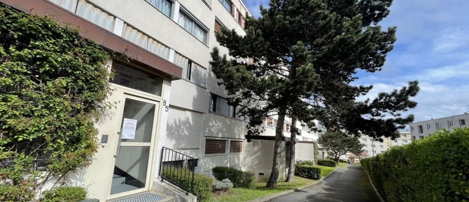 Appartement 4 pièces de 79 m² à Longjumeau (91160)