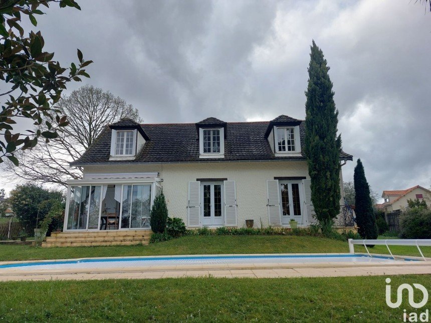 Vente Maison 150m² 5 Pièces à Ribérac (24600) - Iad France