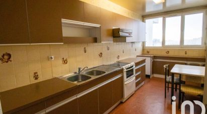 Apartment 4 rooms of 92 m² in Créteil (94000)
