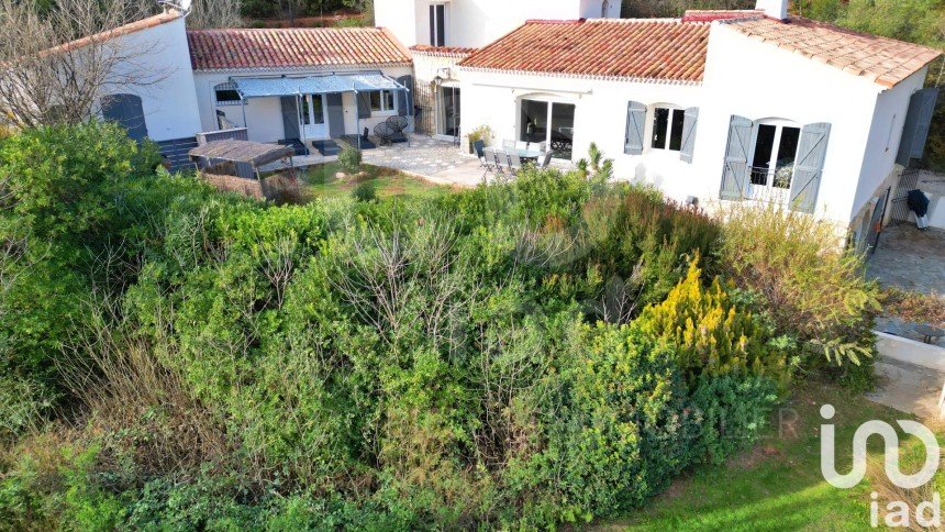 Maison 7 pièces de 325 m² à Aix-en-Provence (13100)
