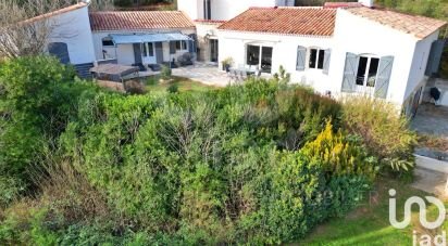 House 7 rooms of 325 m² in Aix-en-Provence (13100)