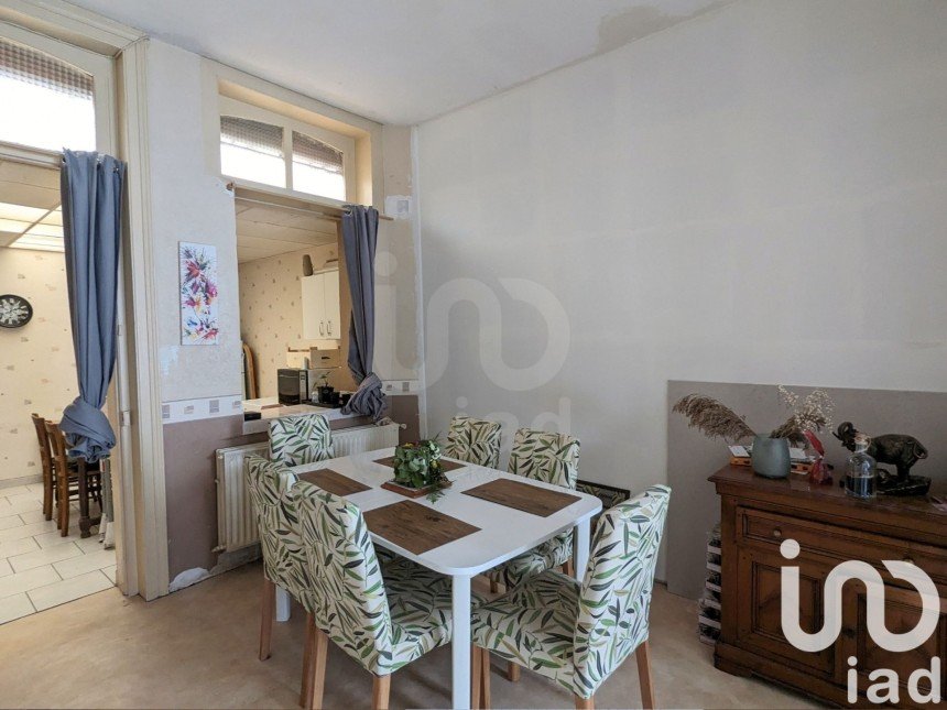 Town house 4 rooms of 87 m² in Armentières (59280)