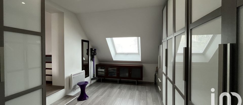 Architect house 7 rooms of 201 m² in Saint-Germain-en-Laye (78100)