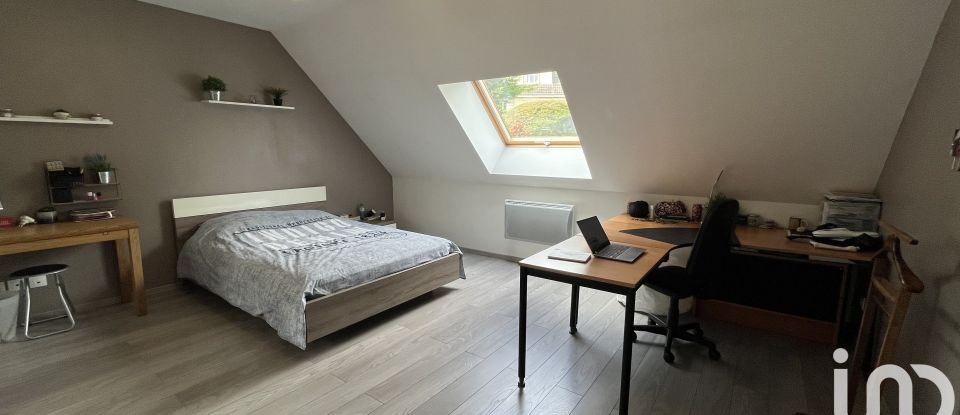 Architect house 7 rooms of 201 m² in Saint-Germain-en-Laye (78100)