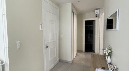 Apartment 3 rooms of 89 m² in Le Coteau (42120)